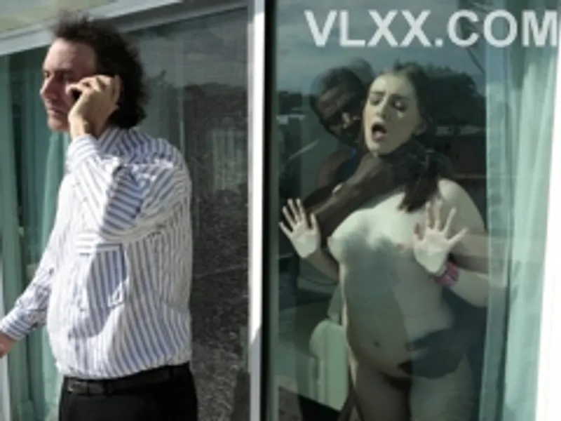 Dẫn em người yêu da đen về nhà chơi rồi cắm sừng trước mặt ba mình