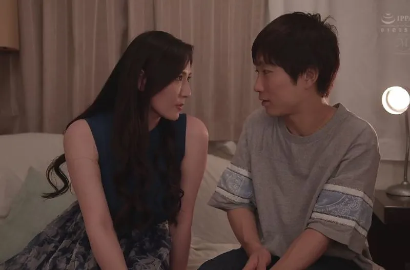 Chồng yêu lạnh nhạt, bà xã uống rượu rồi địt trộm với cậu học sinh trẻ